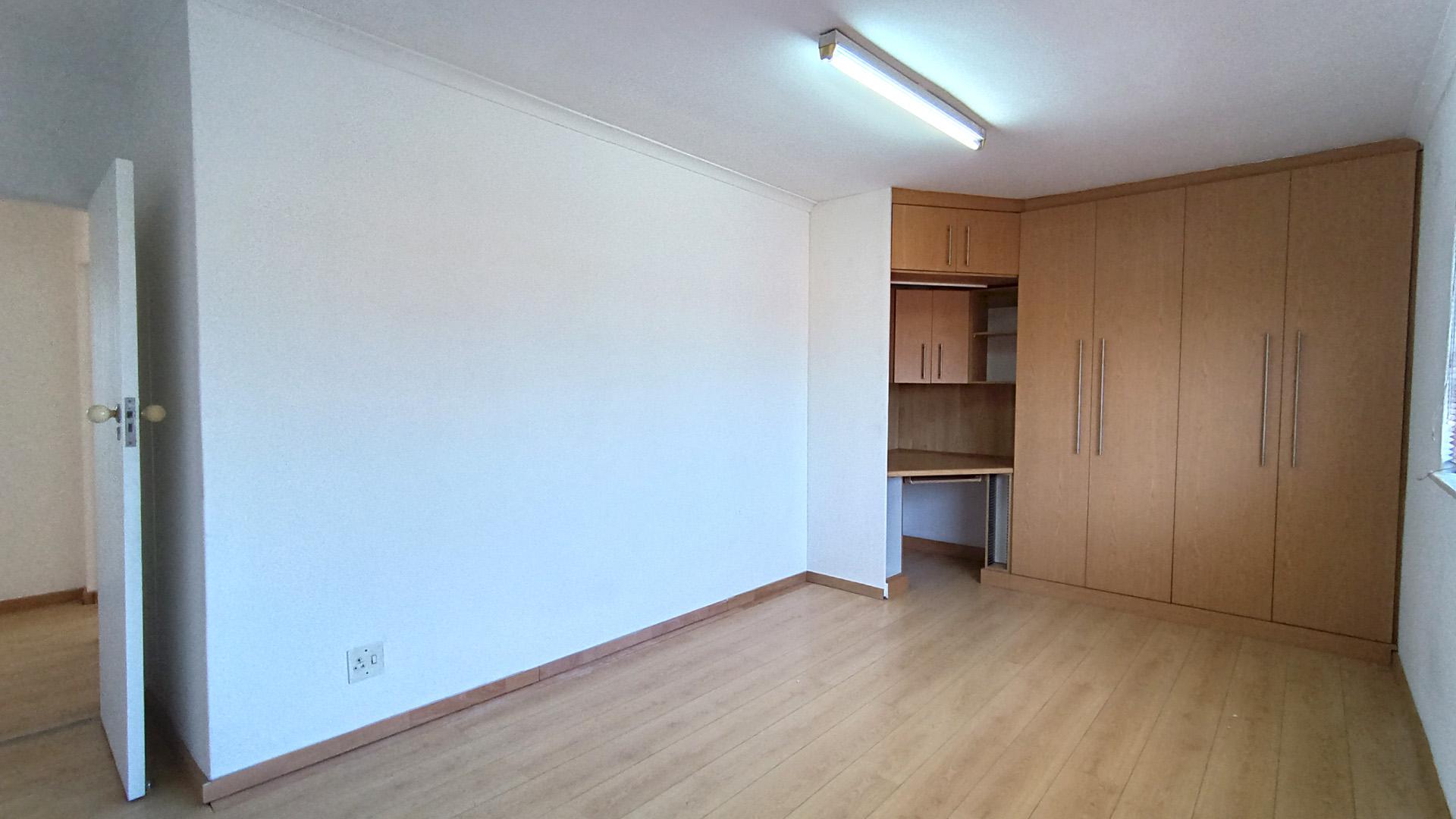 Bed Room 4 - 20 square meters of property in Primrose Park