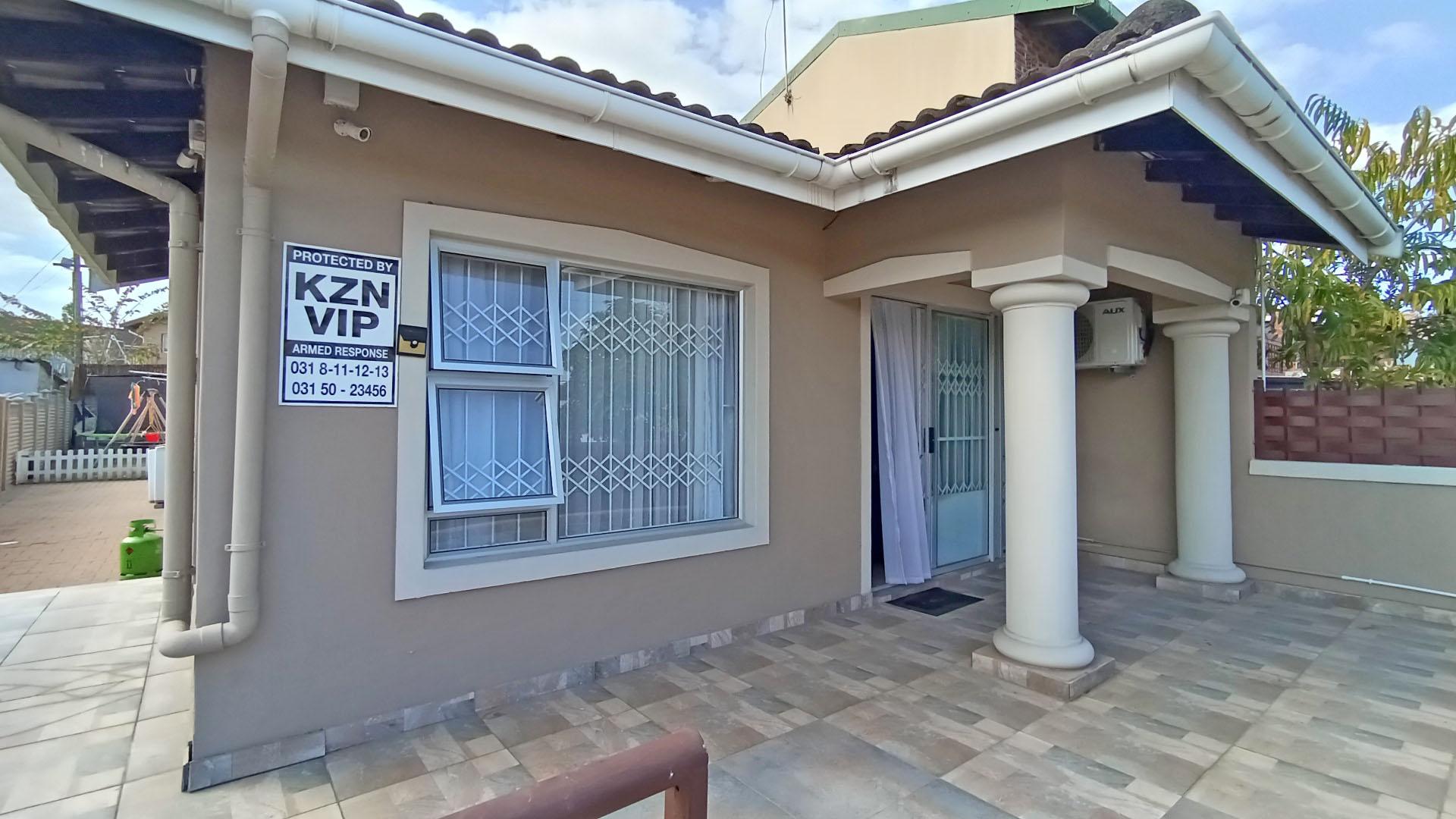 Front View of property in Forest Haven