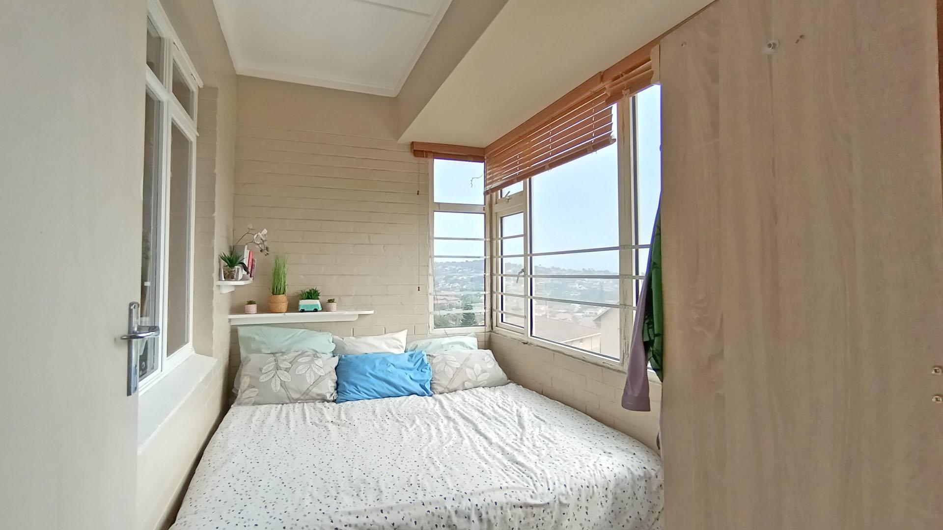 Spaces - 4 square meters of property in Ocean View - DBN