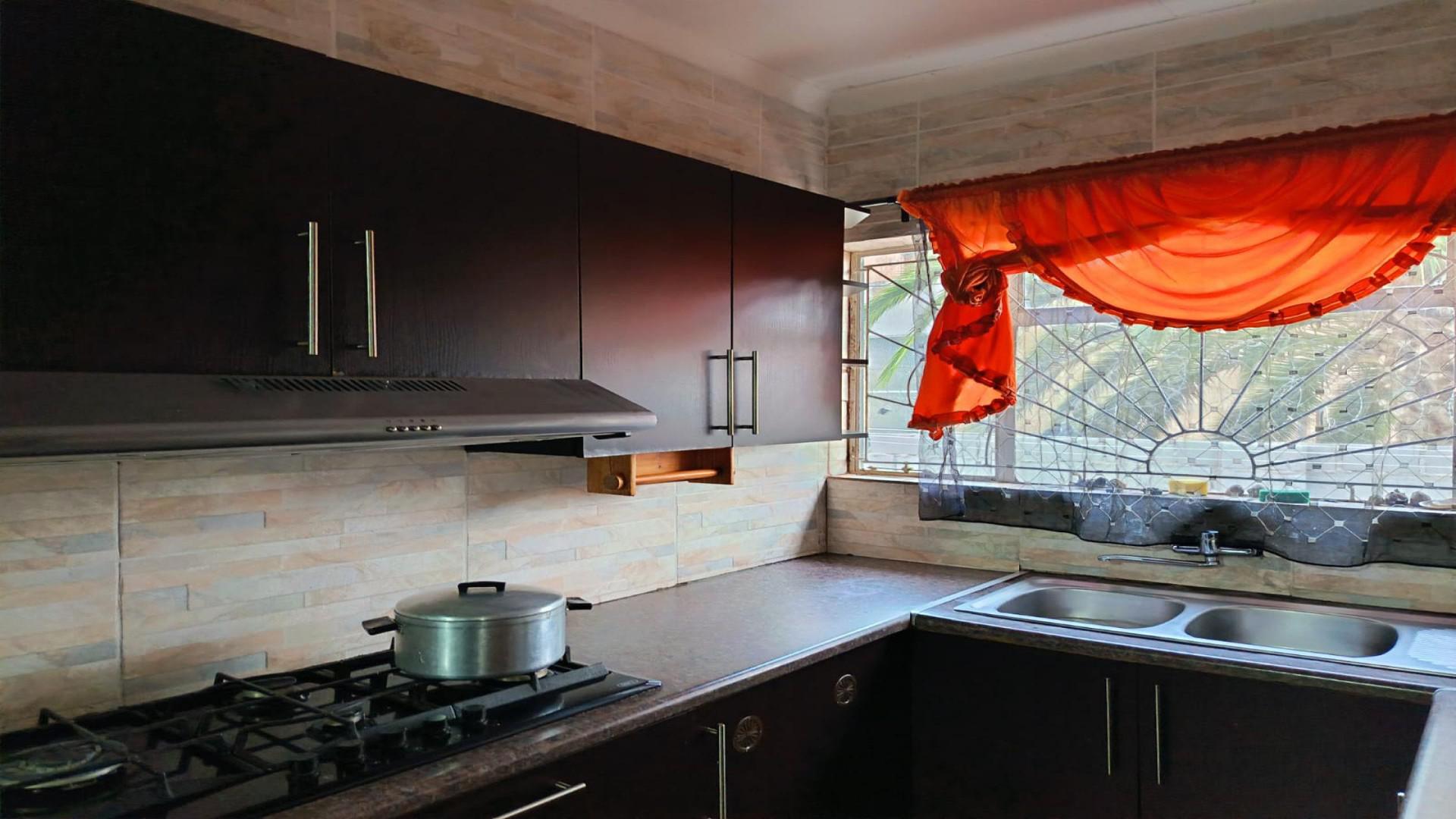 Kitchen of property in Uitenhage