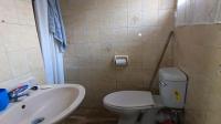 Bathroom 2 of property in Uitenhage