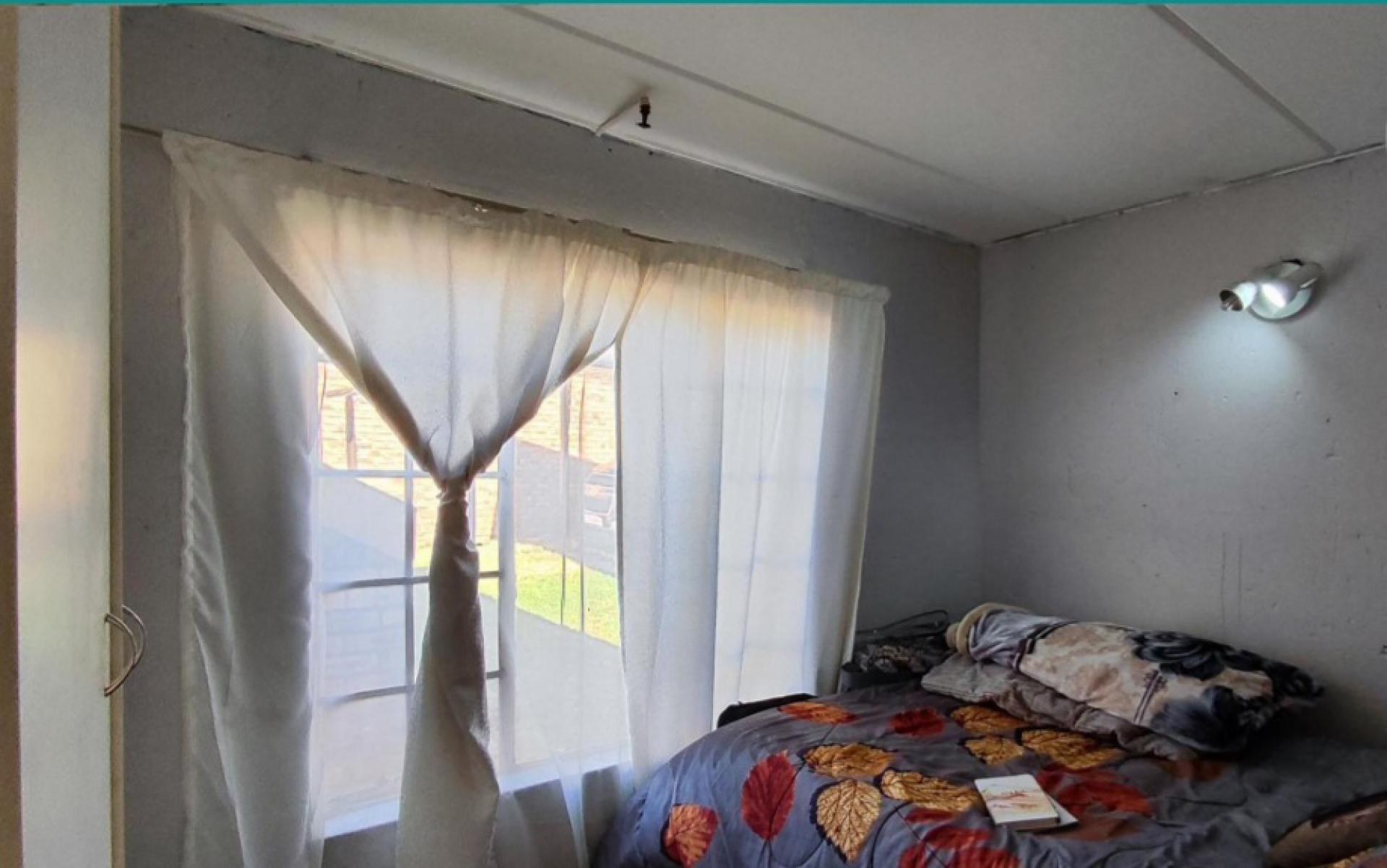  of property in Chloorkop