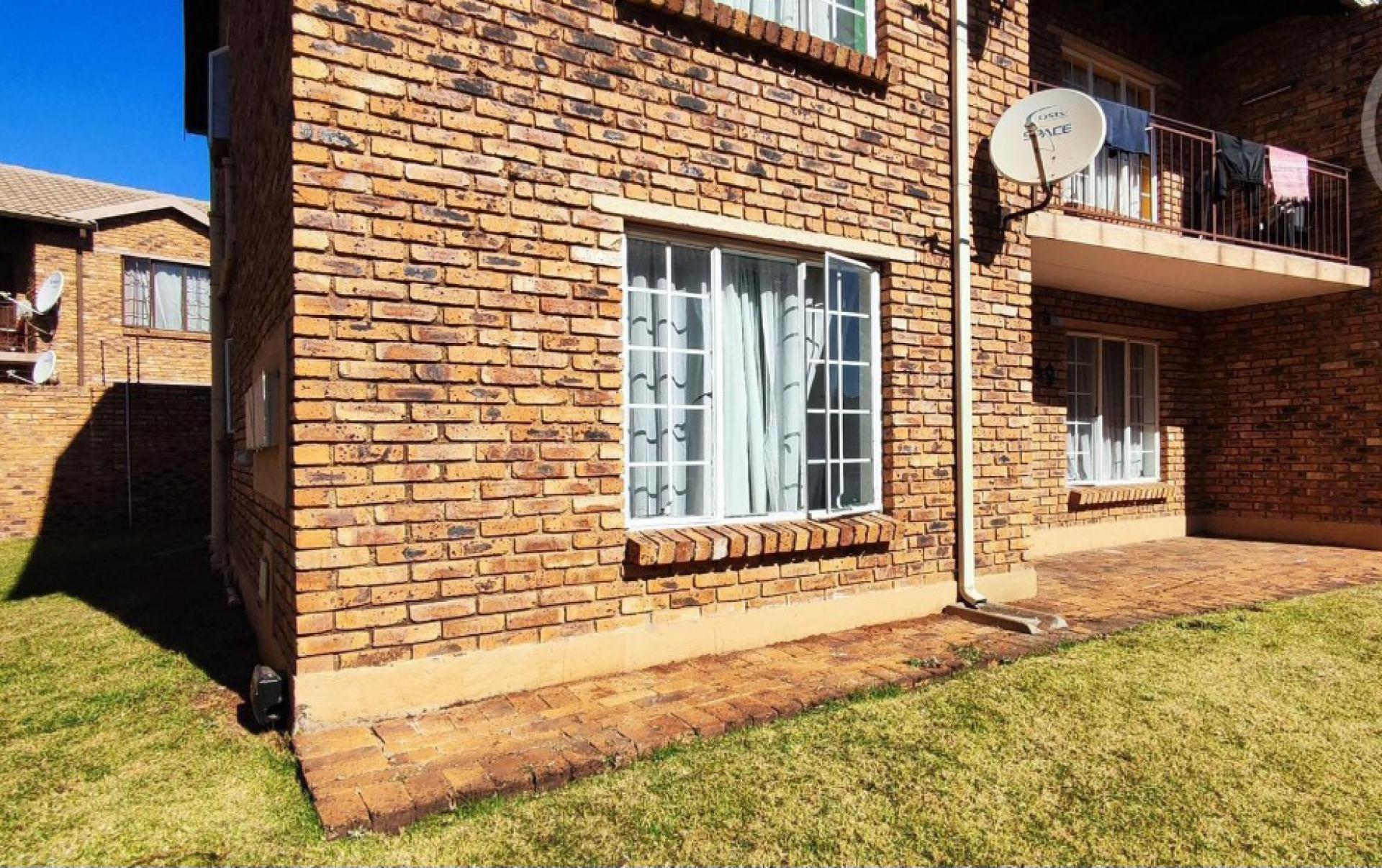  of property in Chloorkop