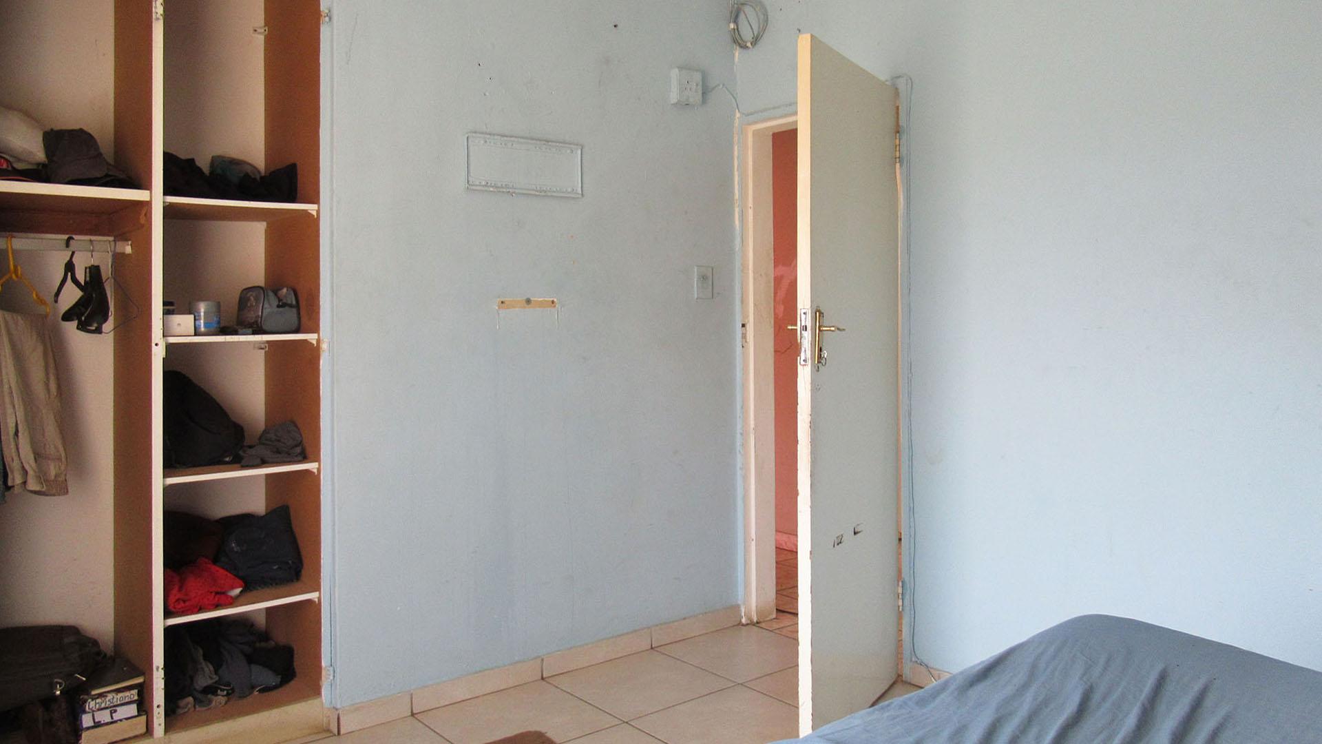Bed Room 2 - 15 square meters of property in Finsbury