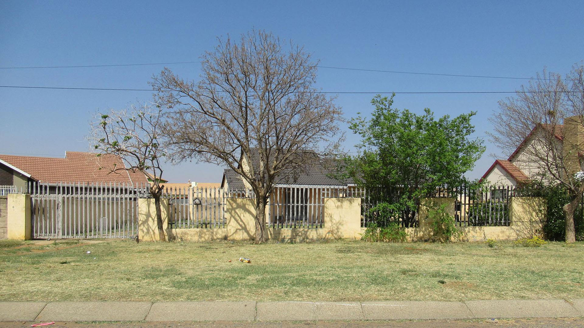 Front View of property in Finsbury