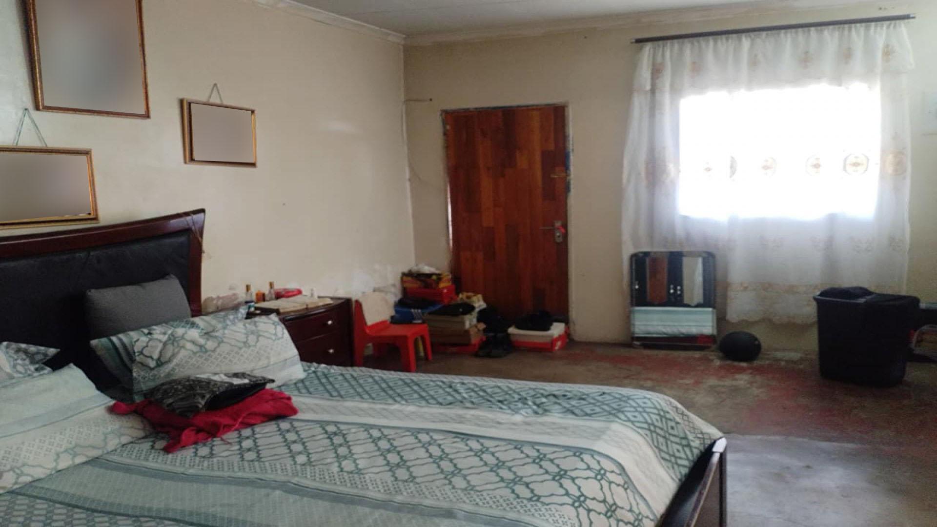 Bed Room 4 of property in Eldorado Park AH