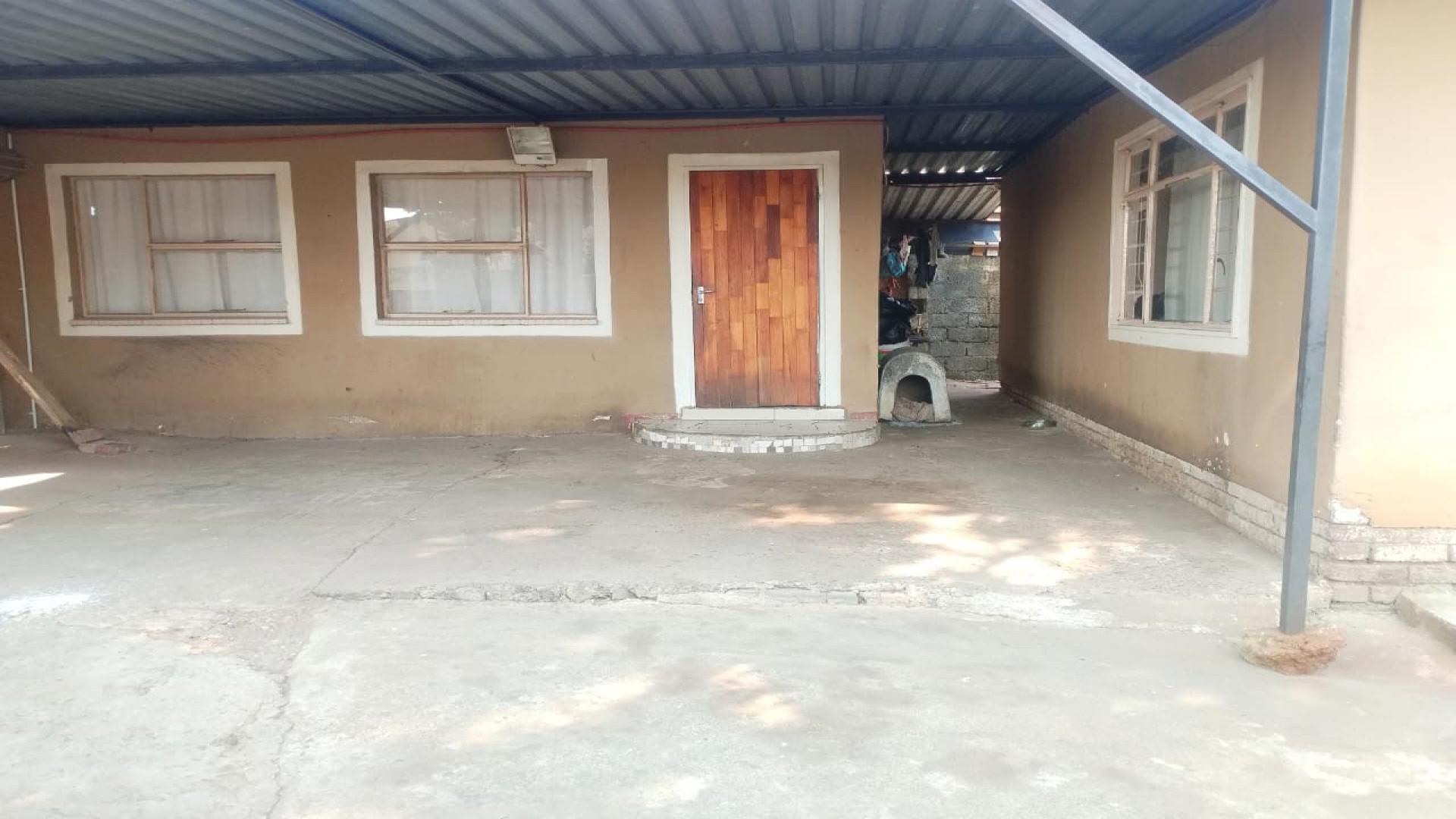Backyard of property in Eldorado Park AH