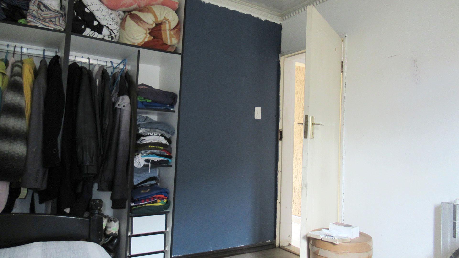 Bed Room 3 - 10 square meters of property in Eldorado Park AH