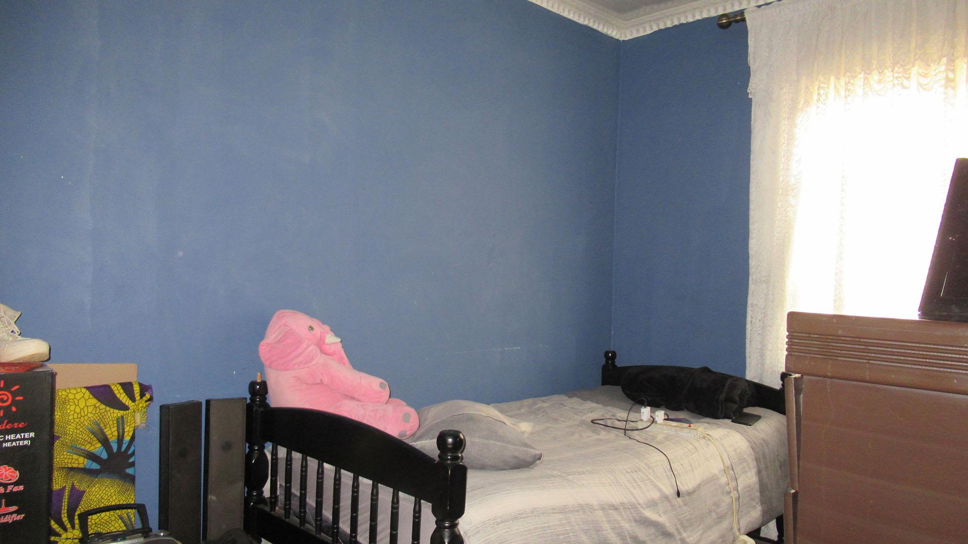 Bed Room 2 - 8 square meters of property in Eldorado Park AH