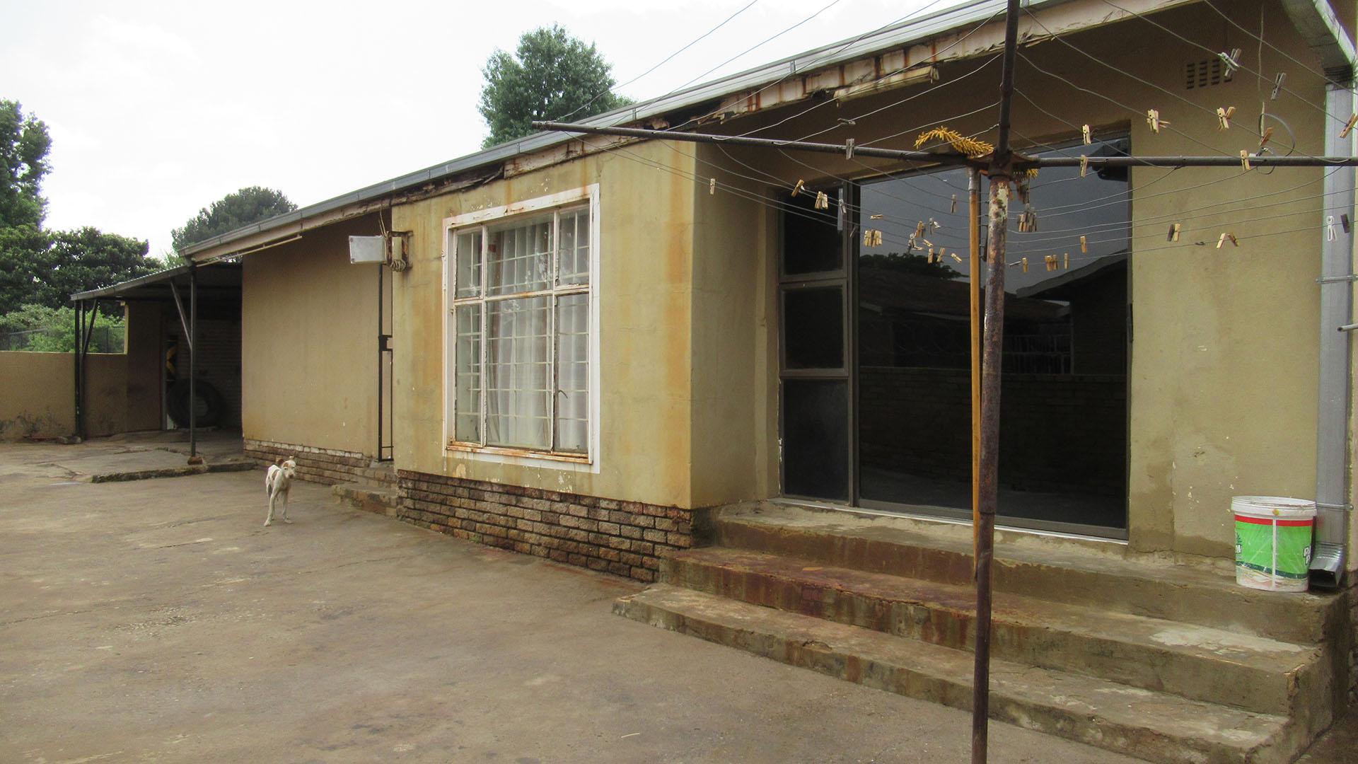 Front View of property in Eldorado Park AH