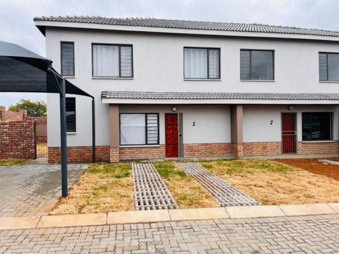 Duplex for Sale For Sale in Waterval East - MR688678