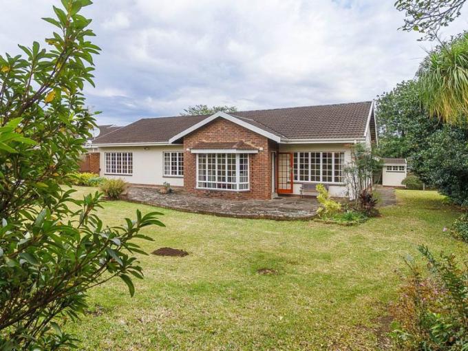 3 Bedroom Simplex for Sale For Sale in Kloof  - MR688697