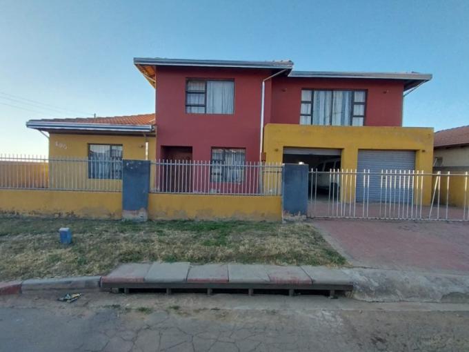 4 Bedroom House for Sale For Sale in Sebokeng - MR688755