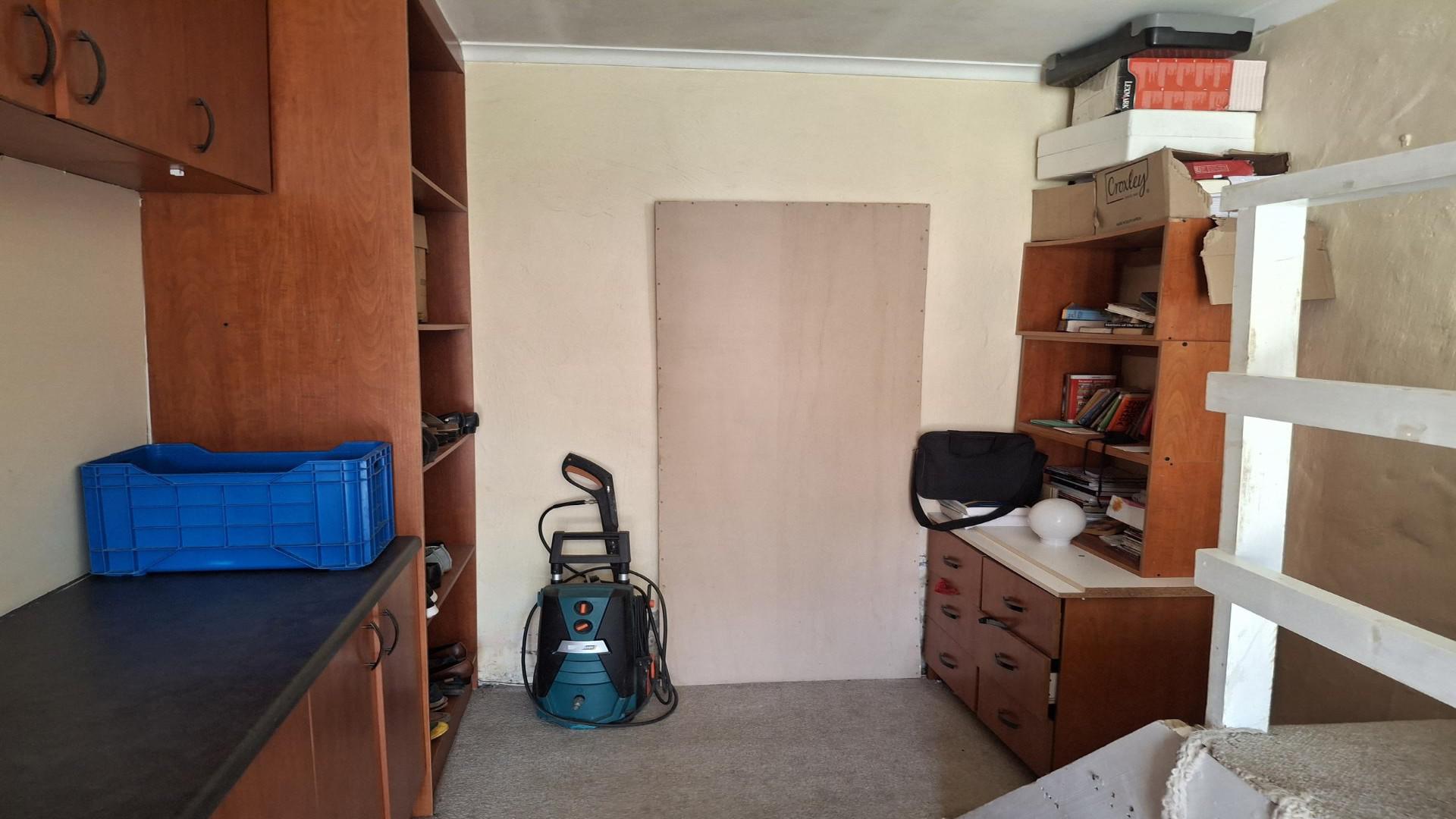 Spaces of property in Beacon Bay