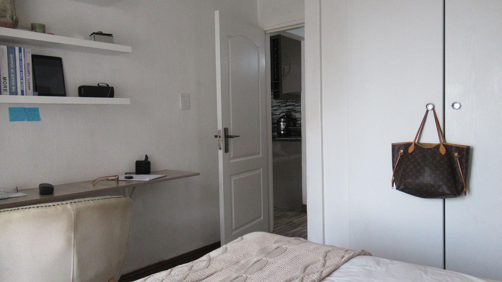 Bed Room 3 - 15 square meters of property in Tulisa Park