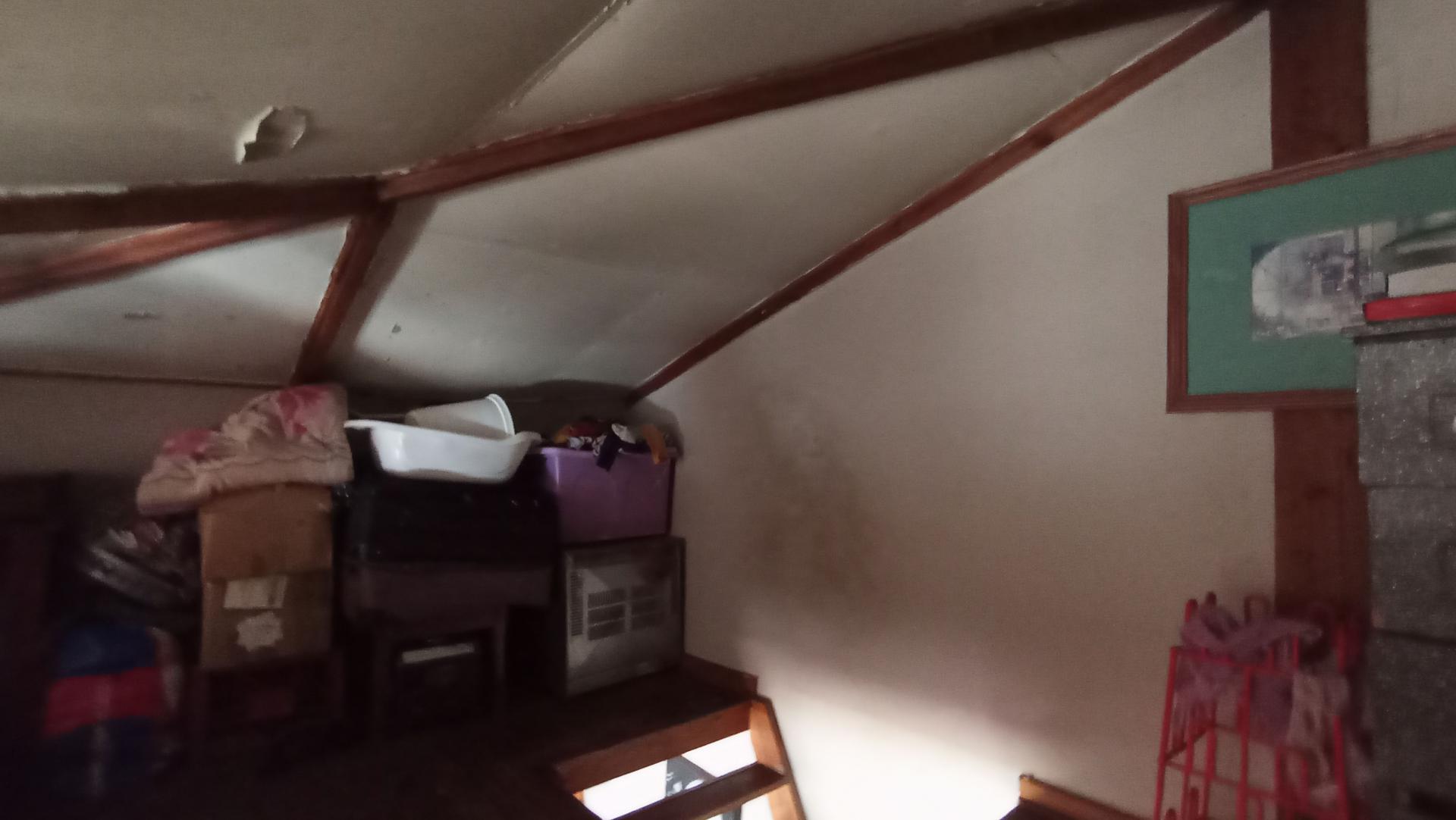 Bed Room 3 - 24 square meters of property in Brixton