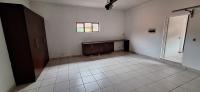  of property in Glenvista