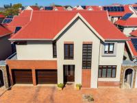  of property in Heritage Hill