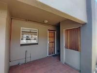  of property in Geelhoutpark