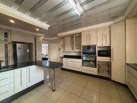  of property in Die Heuwel