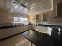  of property in Die Heuwel