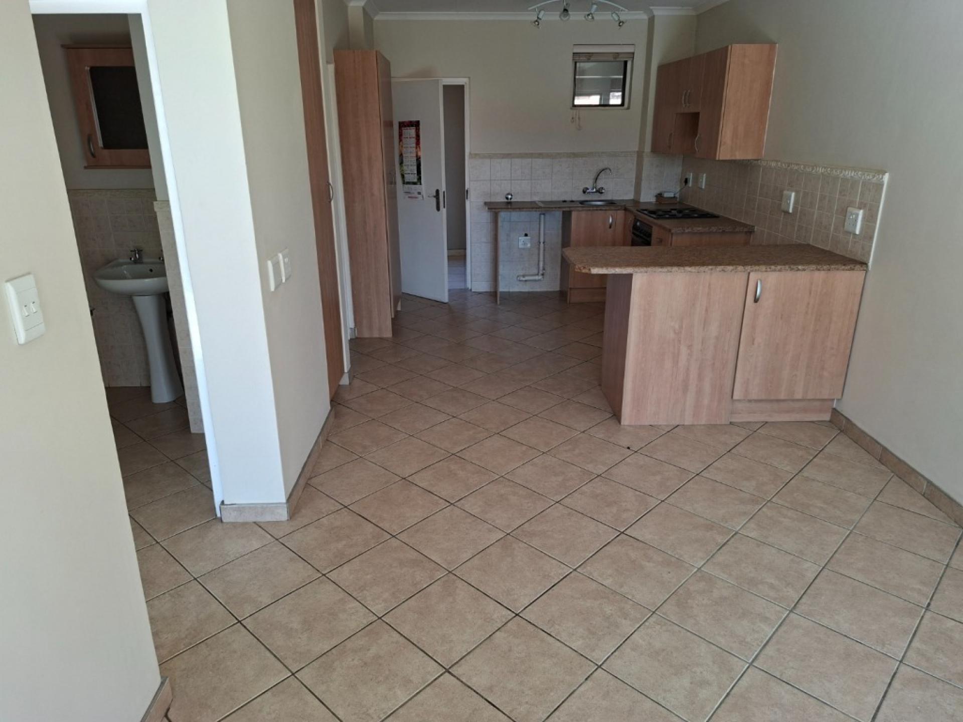  of property in Willow Park Manor