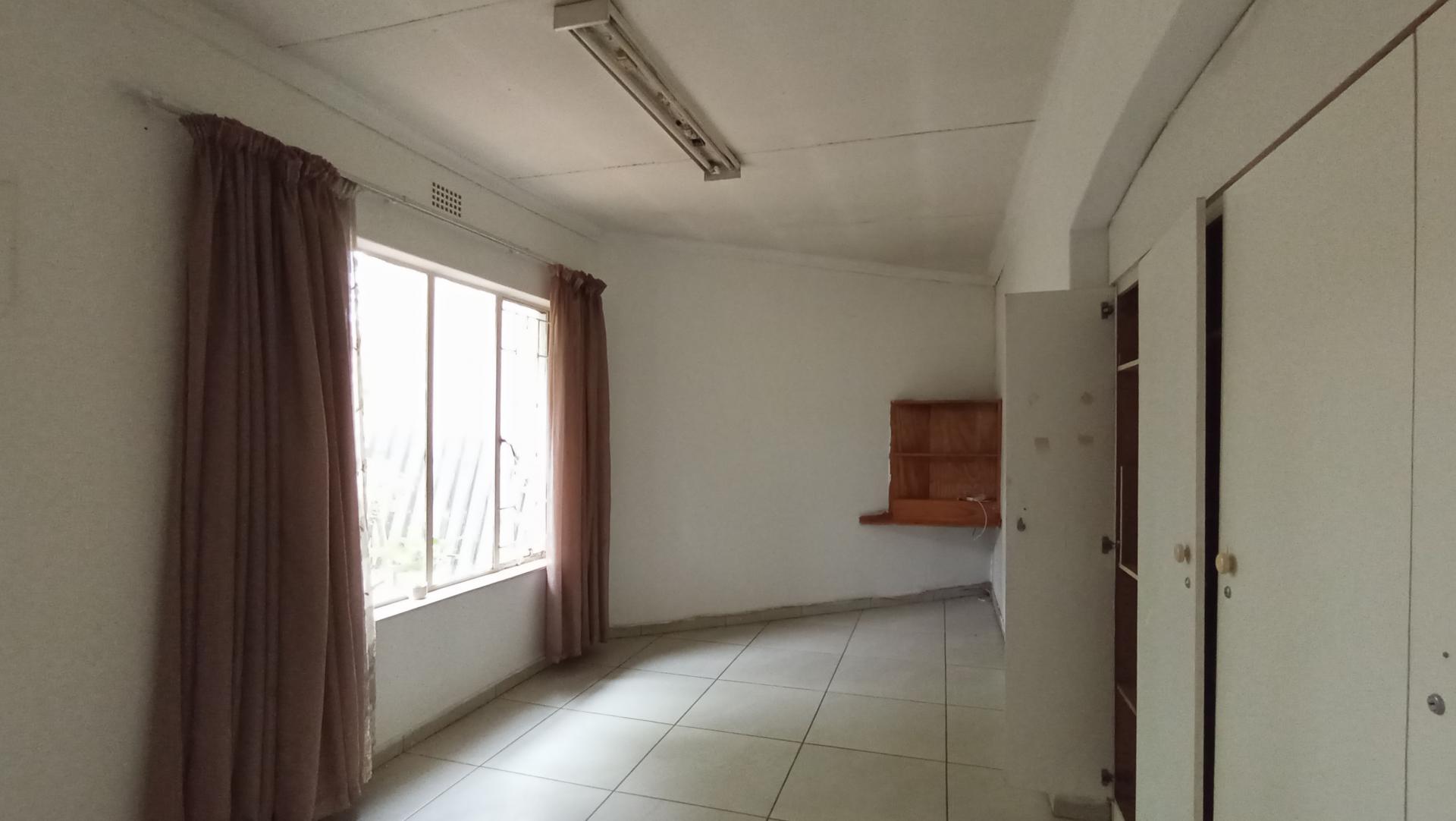 Bed Room 3 of property in Croydon