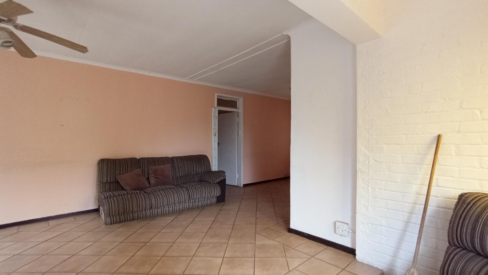 Spaces - 29 square meters of property in Croydon