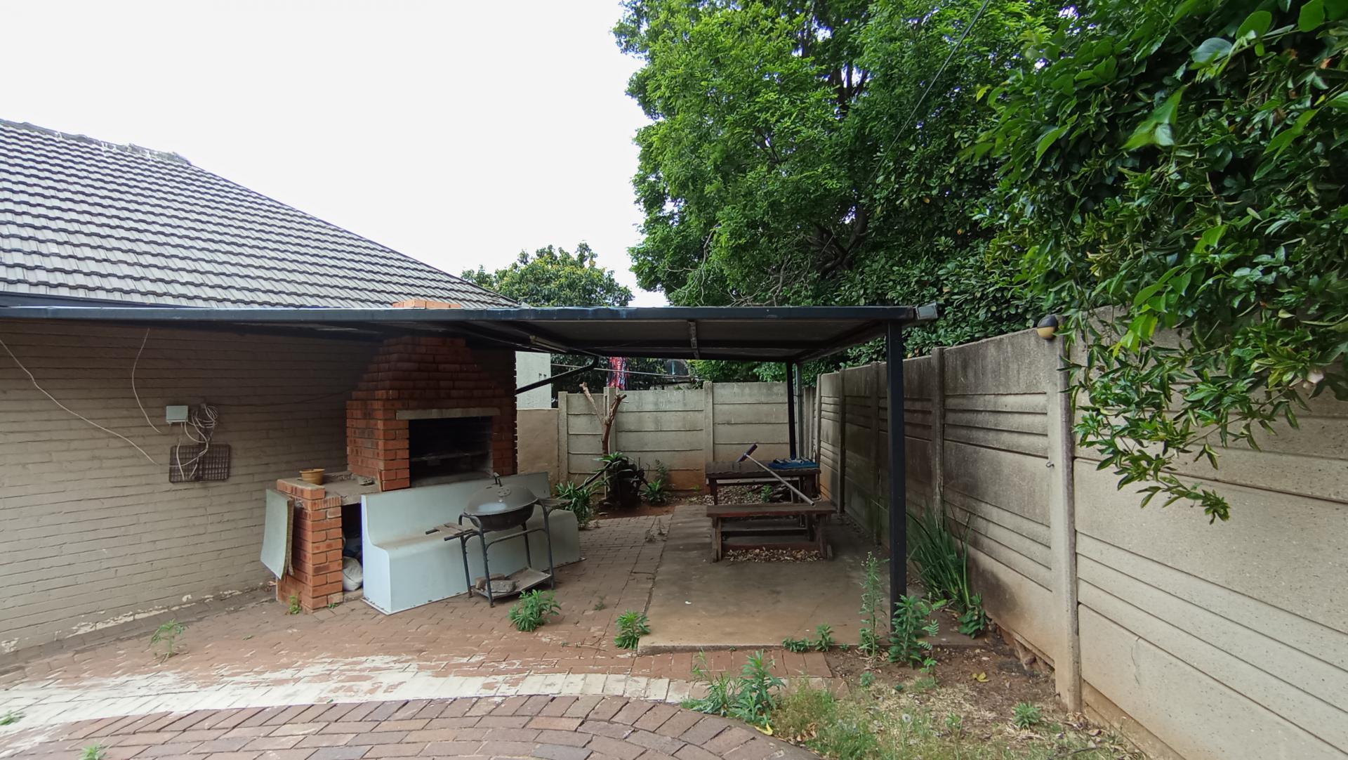 Patio of property in Croydon