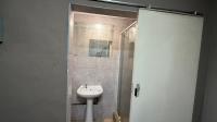 Bathroom 2 of property in Croydon
