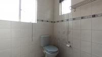 Bathroom 1 - 14 square meters of property in Croydon