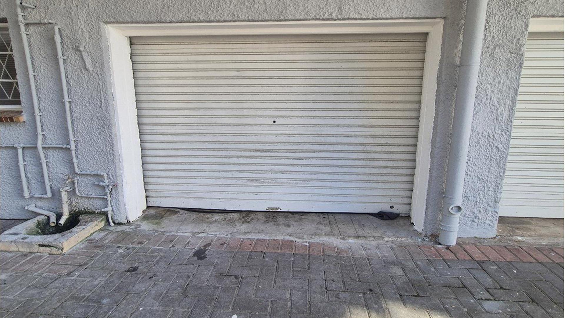Garage of property in Port Elizabeth Central