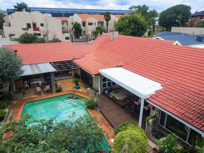 3 Bedroom House for Sale For Sale in Highway Gardens - MR689012