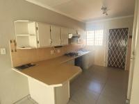  of property in Die Hoewes