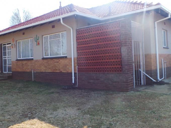 4 Bedroom House for Sale For Sale in Marlands - MR689069