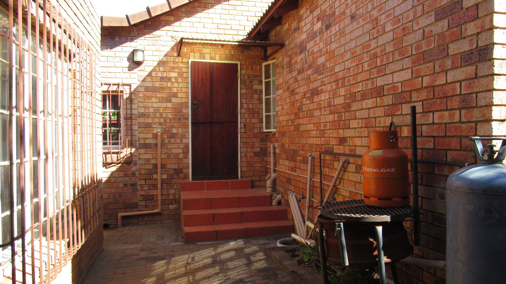 Backyard of property in Alan Manor