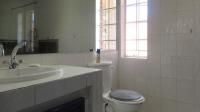 Bathroom 1 - 7 square meters of property in Alan Manor