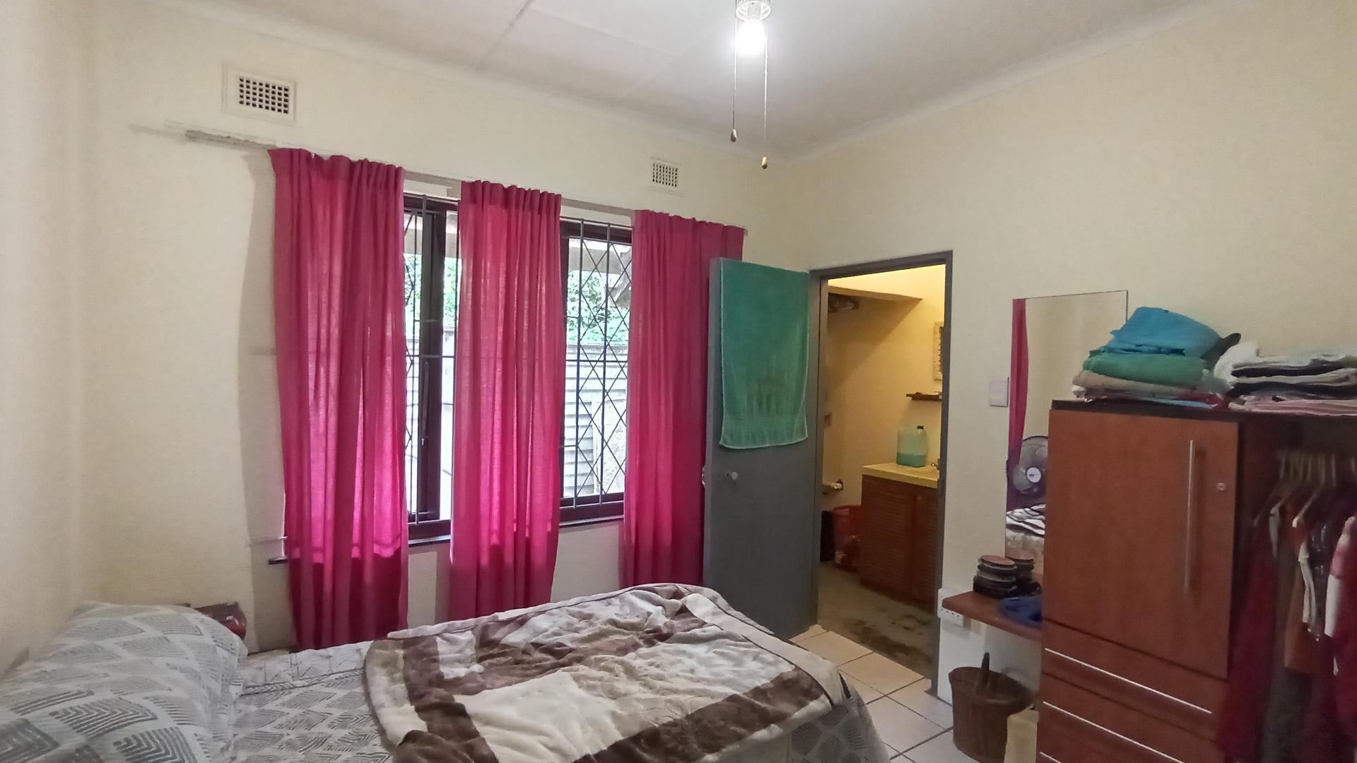 Flatlet - 31 square meters of property in Port Edward