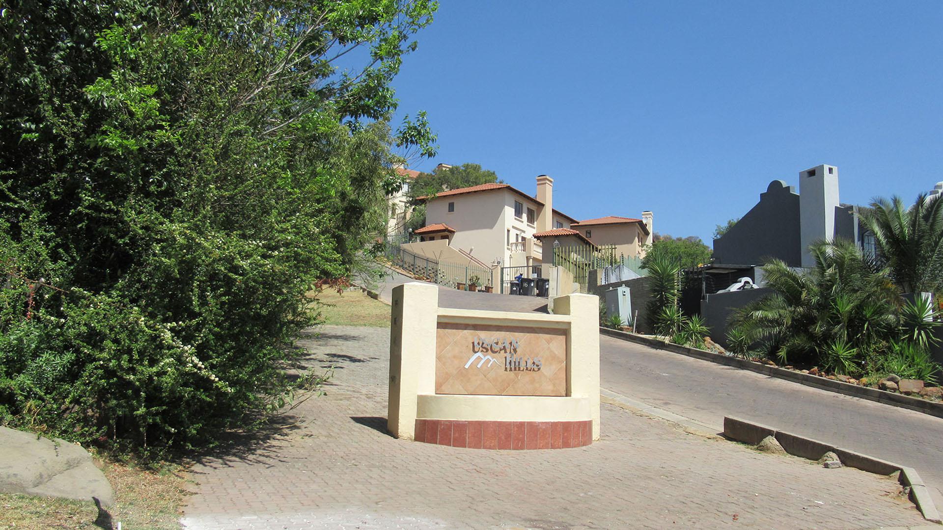 Front View of property in Winchester Hills