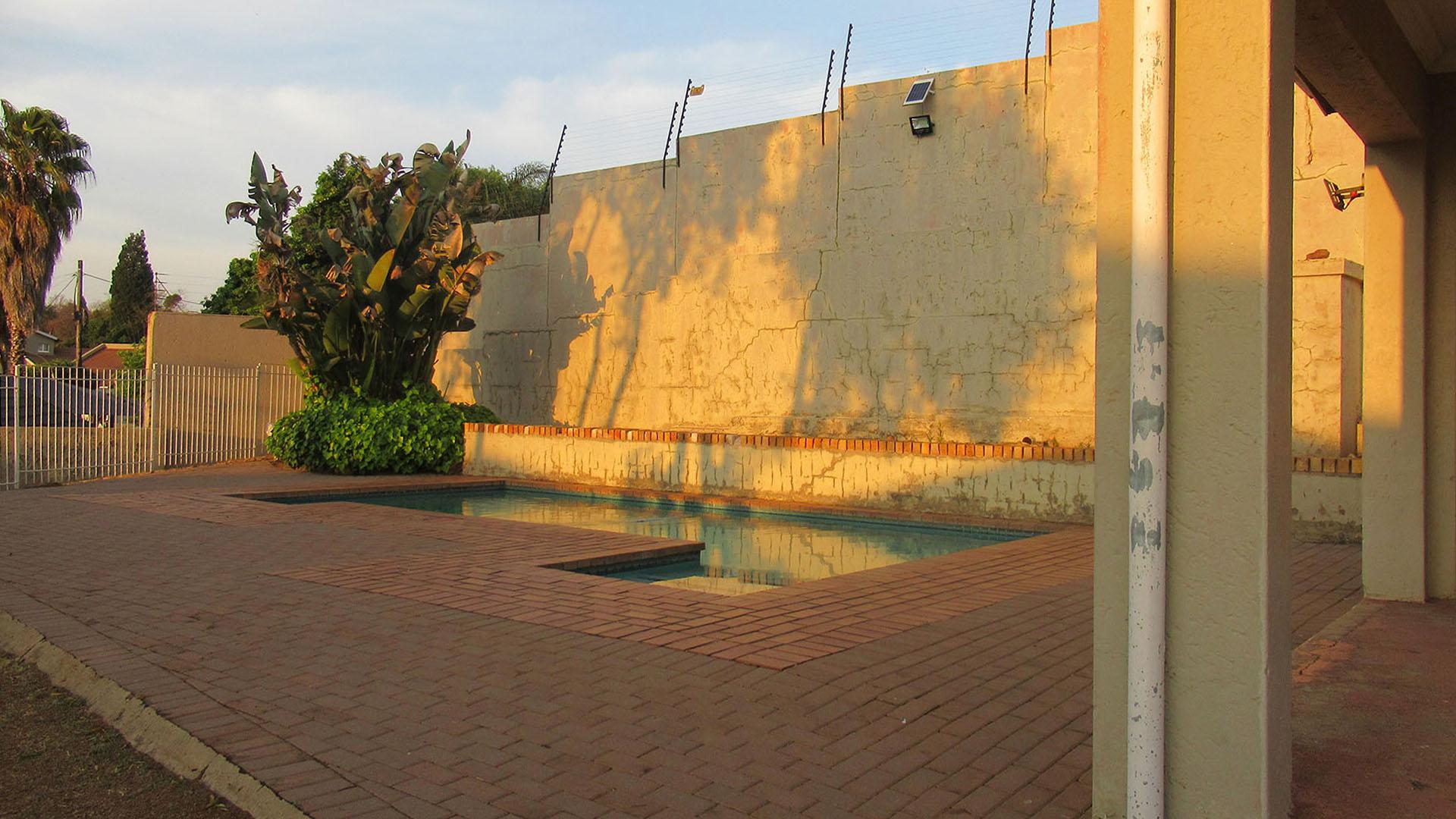 Entertainment of property in Discovery