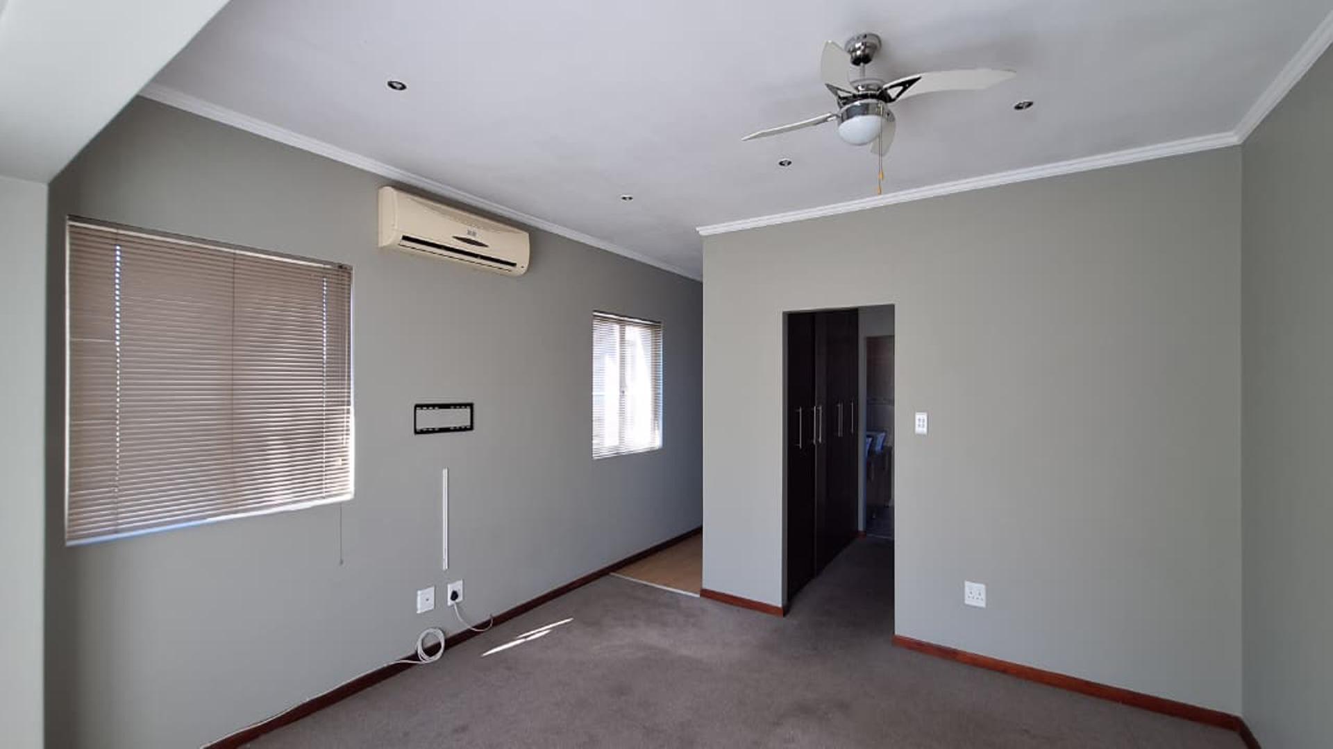 Main Bedroom - 46 square meters of property in Vanderbijlpark