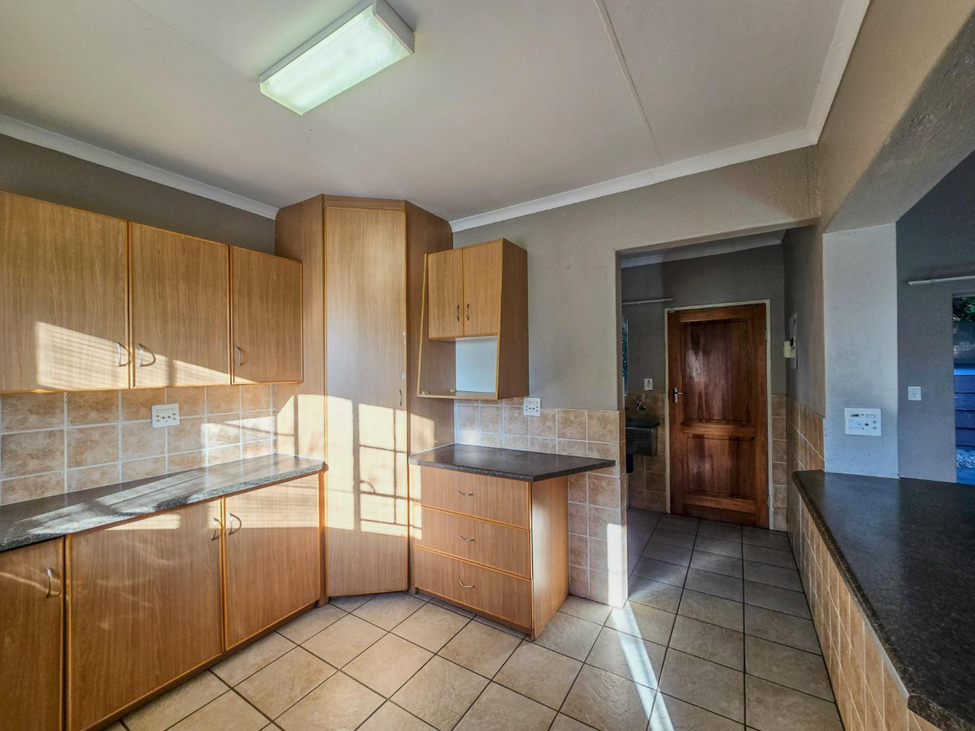  of property in Bendor