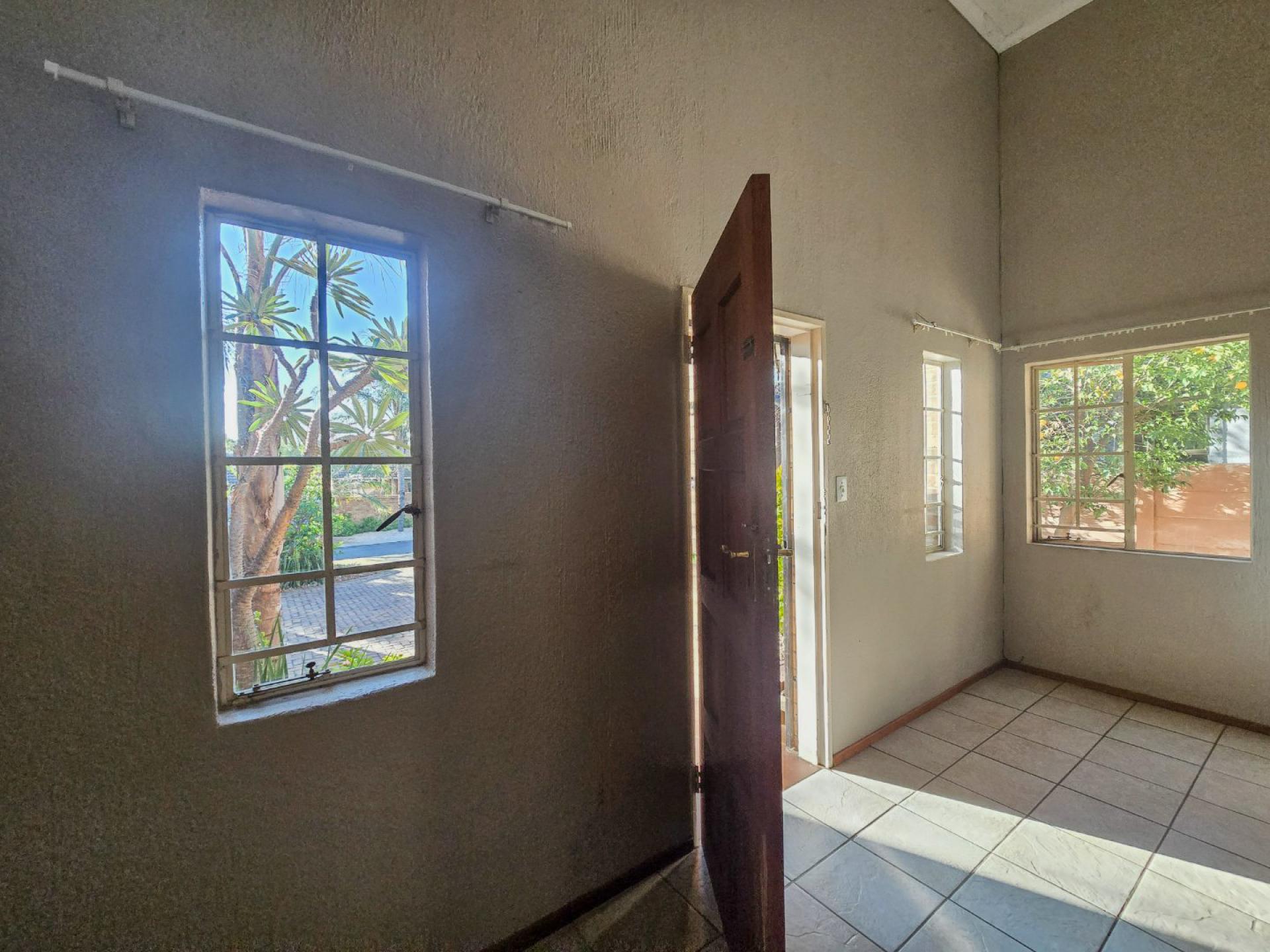  of property in Bendor