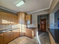  of property in Bendor