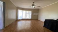 Bed Room 4 of property in Strubensvallei