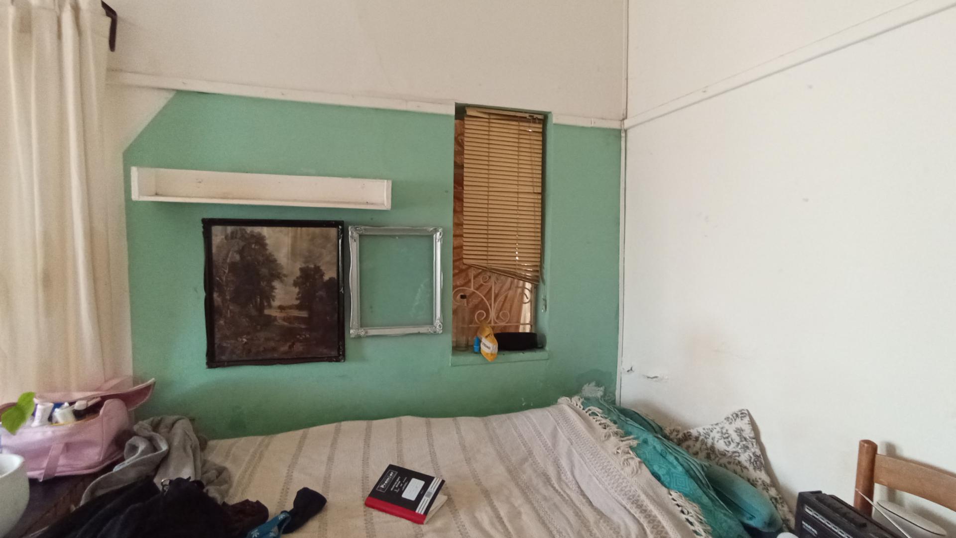 Bed Room 1 - 80 square meters of property in Melville