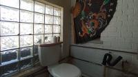 Bathroom 1 - 24 square meters of property in Melville