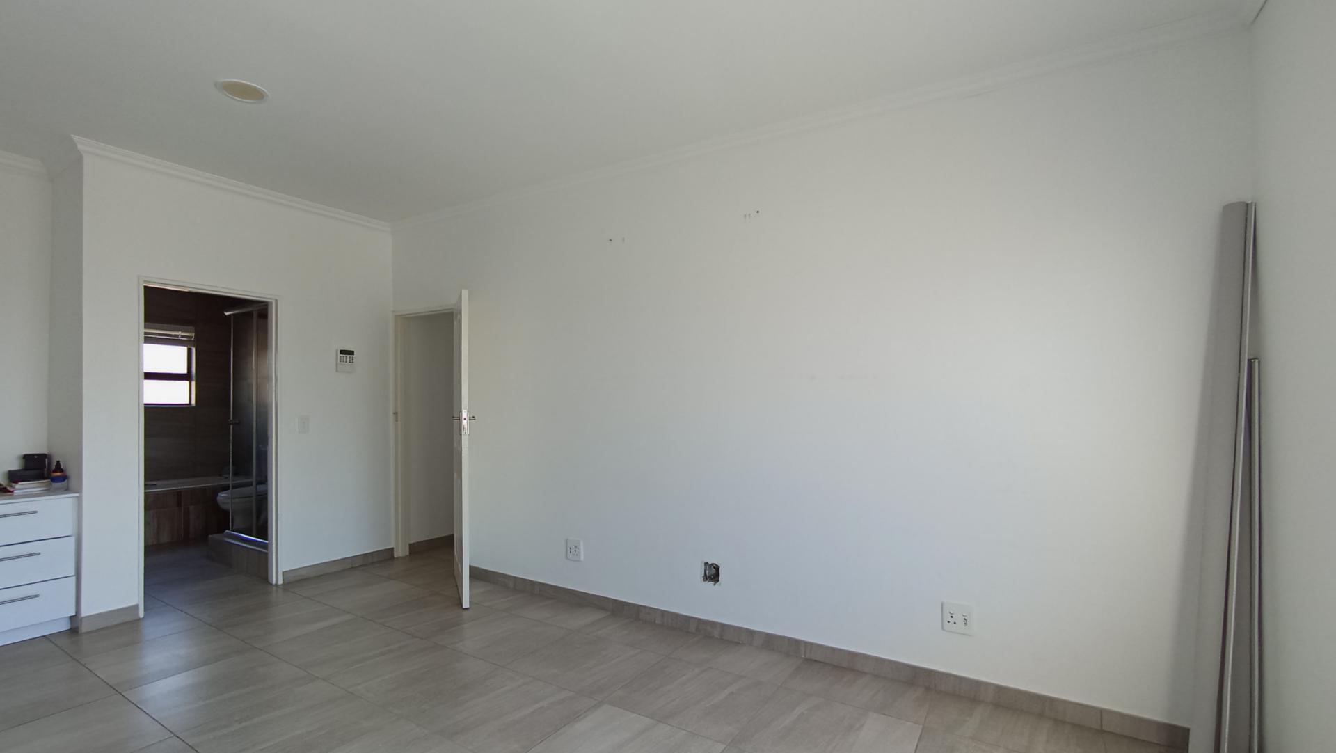 Main Bedroom - 23 square meters of property in Allen’s Nek