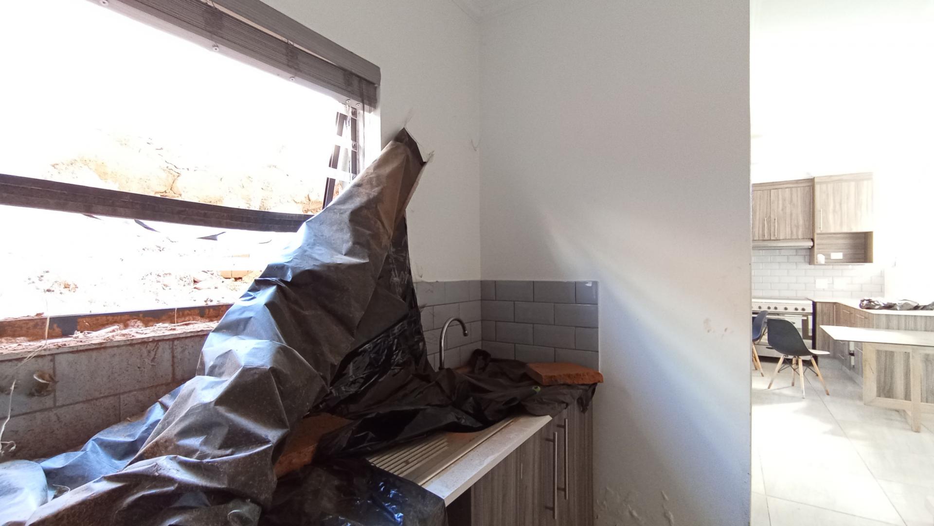 Scullery - 6 square meters of property in Allen’s Nek