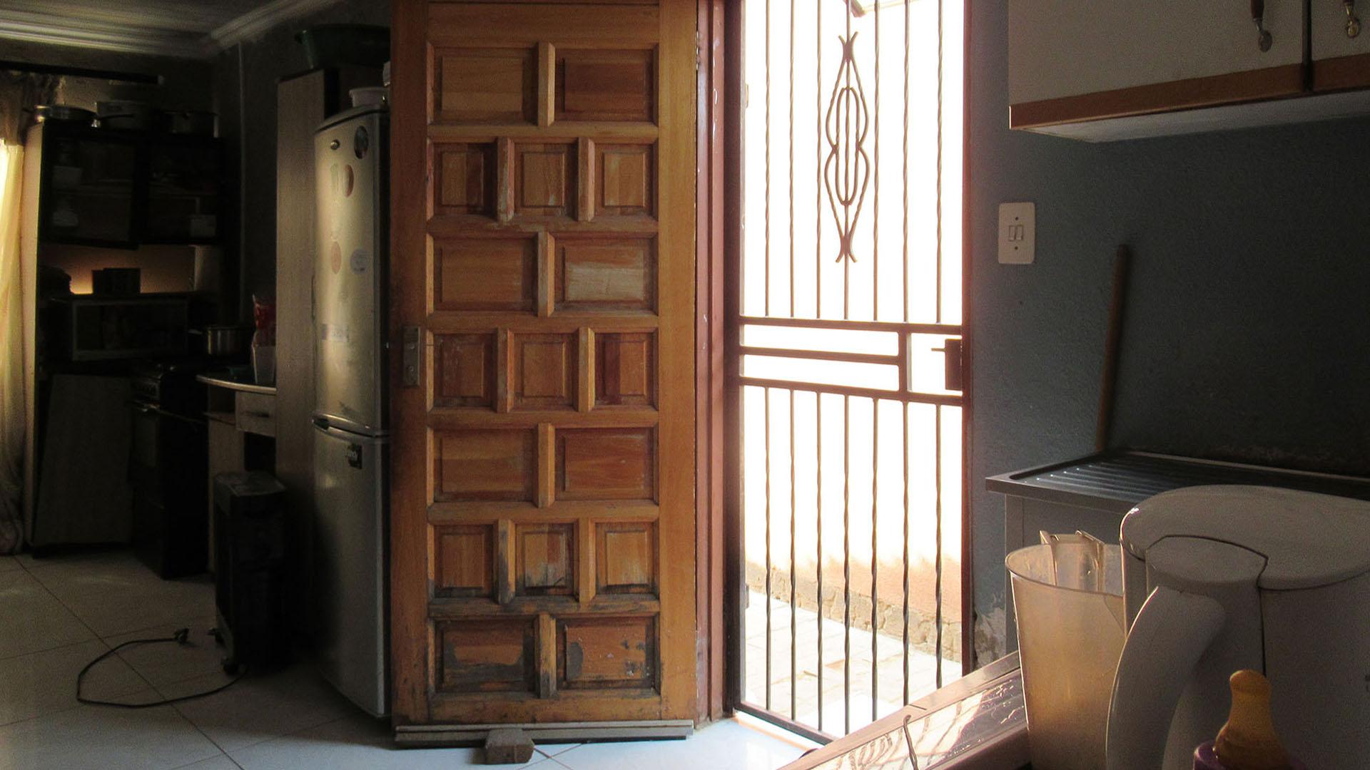 Kitchen - 4 square meters of property in Protea Glen